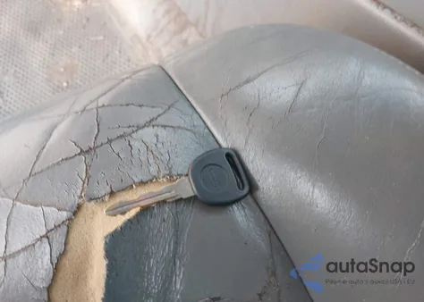 2004 Chevrolet Suburban 1500 Ls from USA, damaged, VIN 1GNEC16Z74J234216